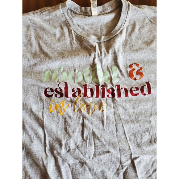 4/$15 Rooted and Established in love Womens Short Sleeve Ladies T Shirt Size 2XL - Picture 2 of 7